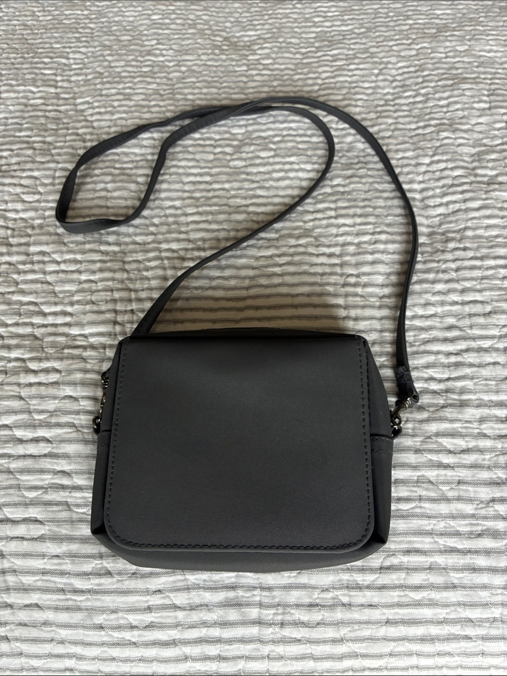 Crossbody purse/bag charcoal gray with multiple compartments, minimalist. 4x6”
